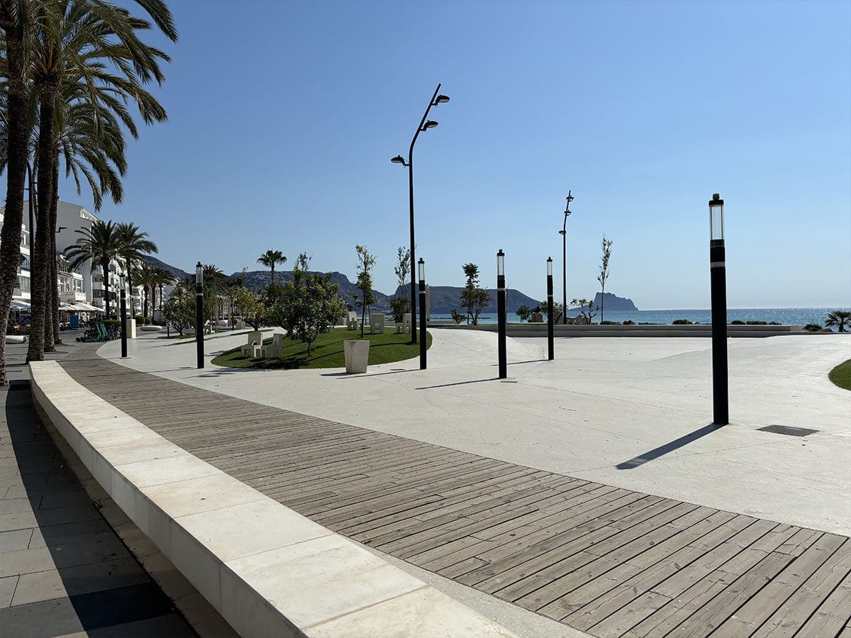 De gerenoveerde El Bol boulevard in Altea.