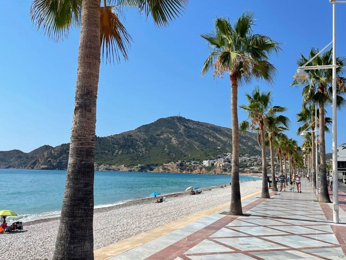 El paseo de las Estrellas. De boulevard in Albir. En Playa del Albir.