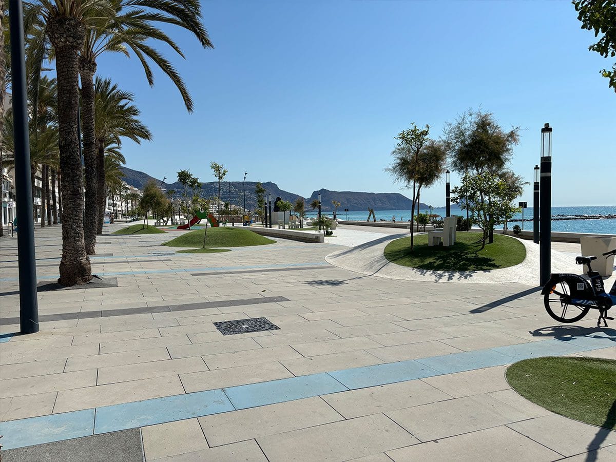 The renovated El Bol boulevard in Altea.