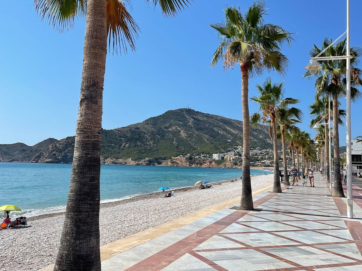 El paseo de las Estrellas. El paseo marítimo del Albir.