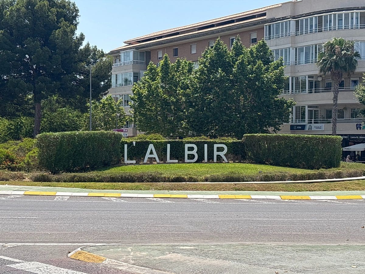 El paseo de las Estrellas. El paseo marítimo del Albir.