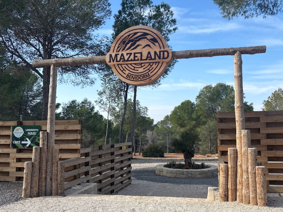 Ingang Mazeland Benidorm.