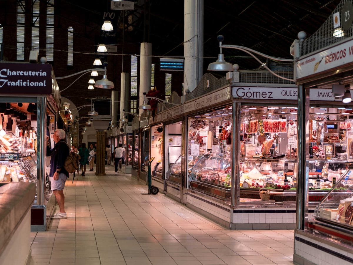 Mercado Central Alicante van binnen.